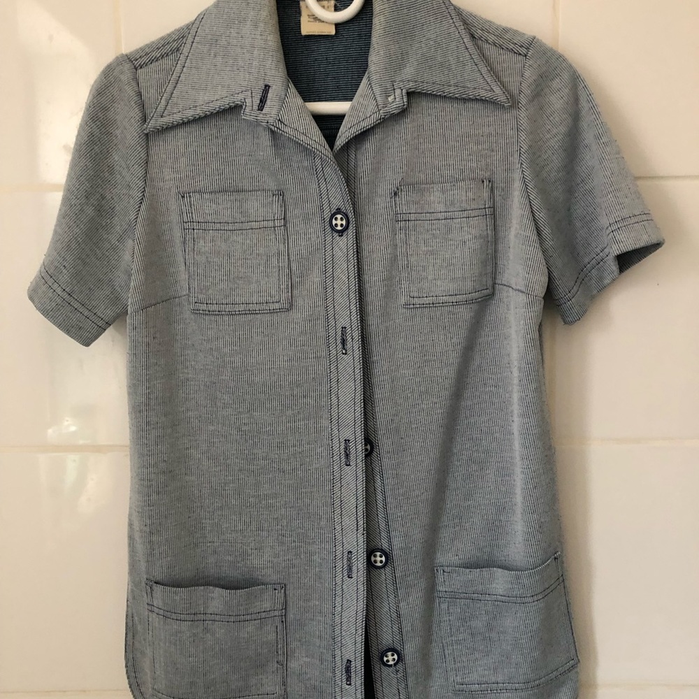 Shirts with FOUR pockets!